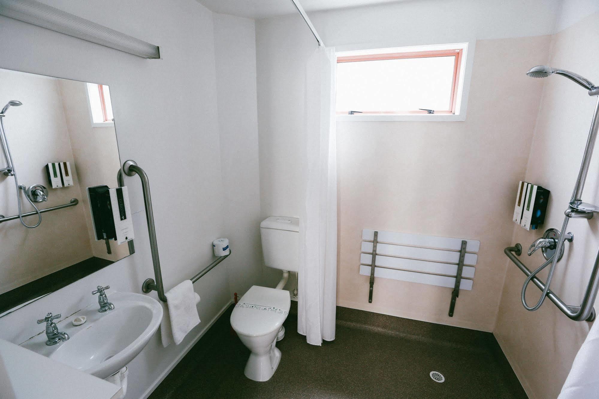 Addington Stadium Motel クライストチャーチ エクステリア 写真
